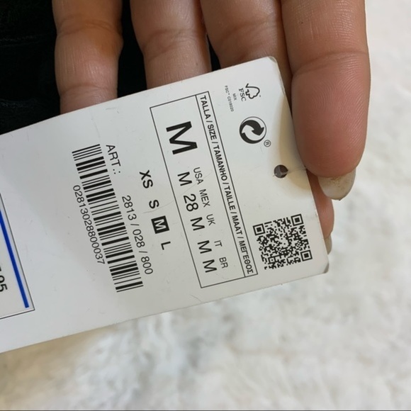 ZARA Basic Black Rouched And Race Crop Top - Picture 4 of 4